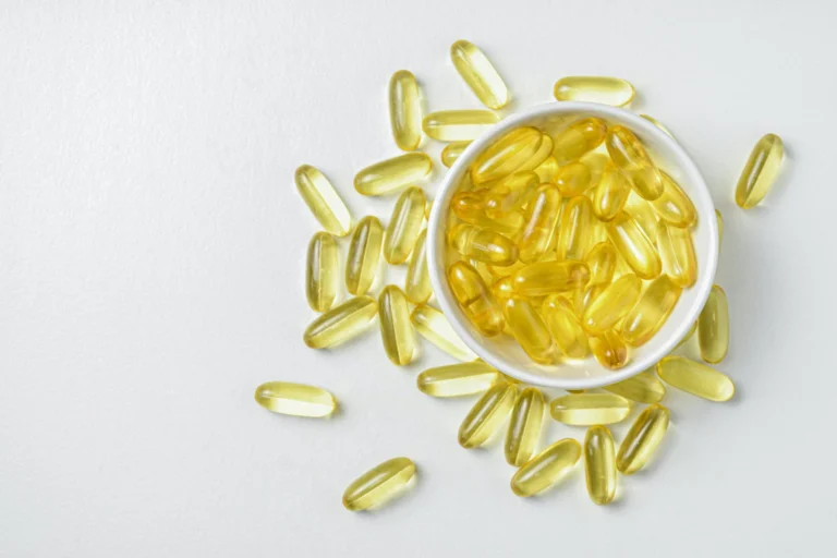 The 8 Best Vitamin E Supplements, Recommended by Dietitians